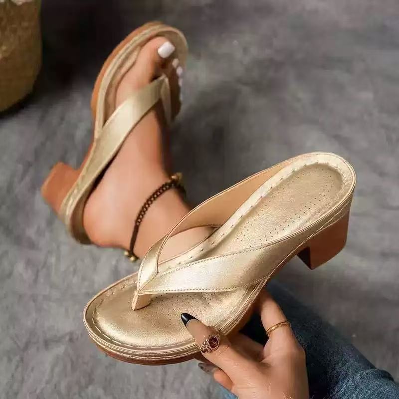 Damen Wedge-Pantolette mit ergonomischem Fußbett und raffiniertem Riemchendesign R&B