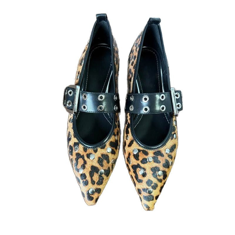 Damen modische Ballerinas mit auffälligen Loch- und Schnallendetails R&B