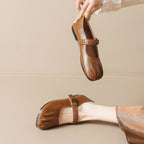 Damen Ballerinas mit dekorativem Riemenverschluss und hochwertiger Lederoberfläche