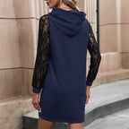Damen Kapuzenkleid mit eleganten Spitzenärmeln R&B