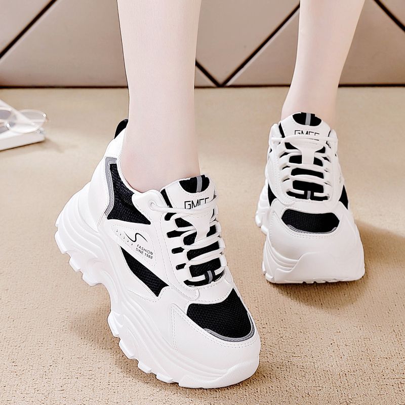 Damen Sportliche Sneakers mit dämpfender Laufsohle und stylischem Design