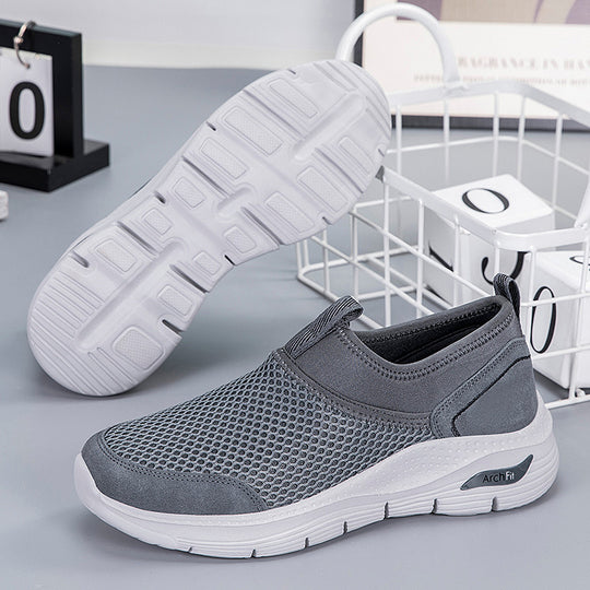 Damen Slip-On Laufschuhe mit atmungsaktiver Mesh-Oberfläche und dämpfender Sohle R&B