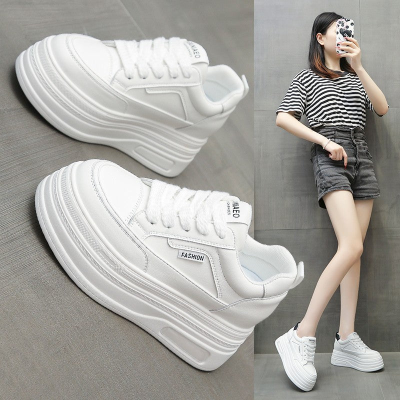 Damen Plateau Sneakers mit ergonomischer Sohle und modischem Design