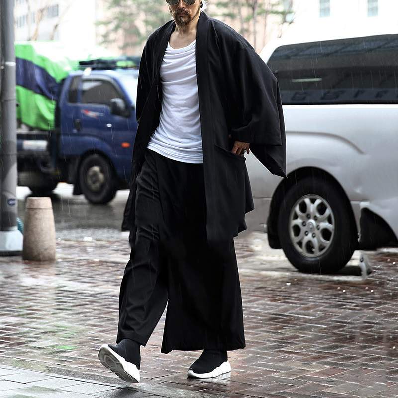 Damen Kimono-Jacke mit modernen Schnitt und praktischen Taschen R&B