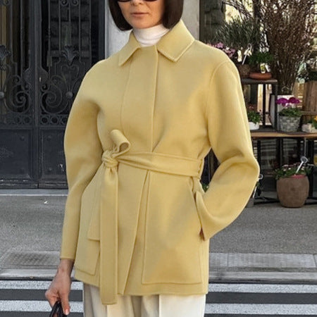 Damen Modische Oversized-Jacke mit Gürtel und hochgeschlossenem Kragen R&B