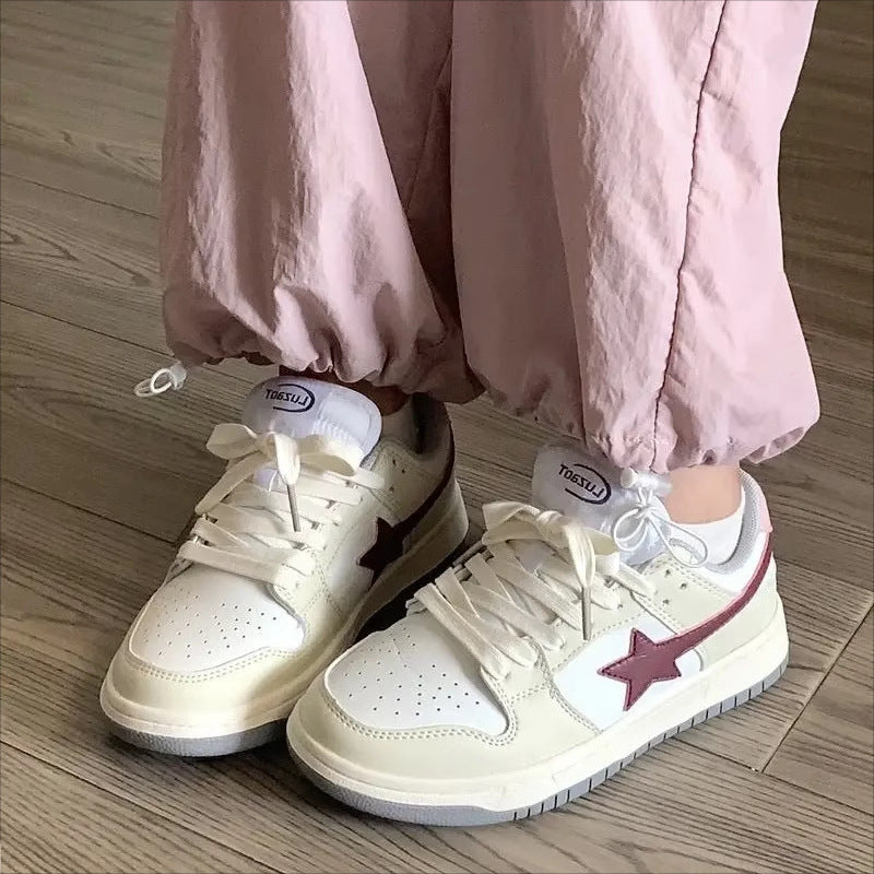 Damen Sneakers mit sportlichem Design und dämpfender Sohle R&B