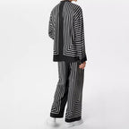Damen nan gestreiftes Lounge-Zweiteiler mit Stehkragen knöpfbarer Hemdjacke und gerader Pyjamahose R&B