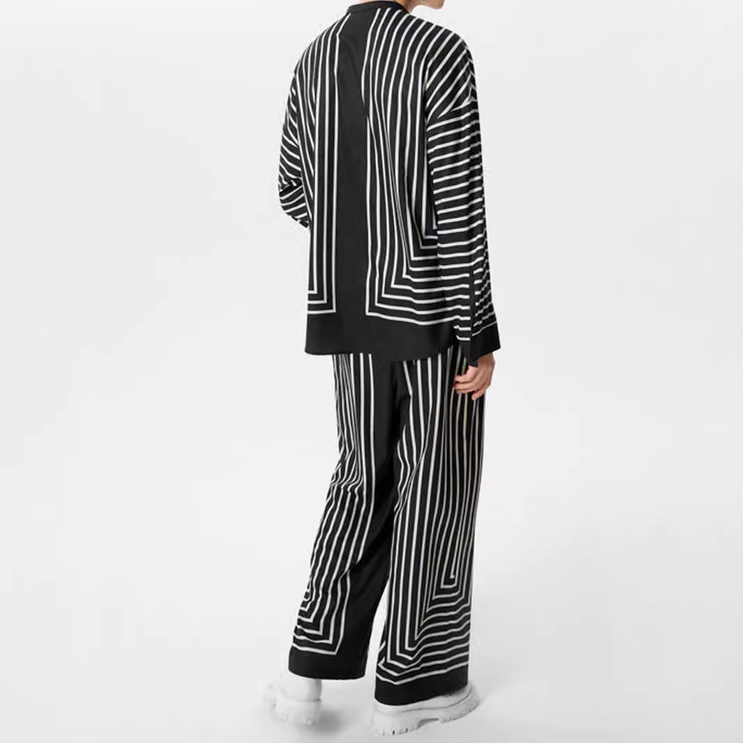 Damen nan gestreiftes Lounge-Zweiteiler mit Stehkragen knöpfbarer Hemdjacke und gerader Pyjamahose R&B