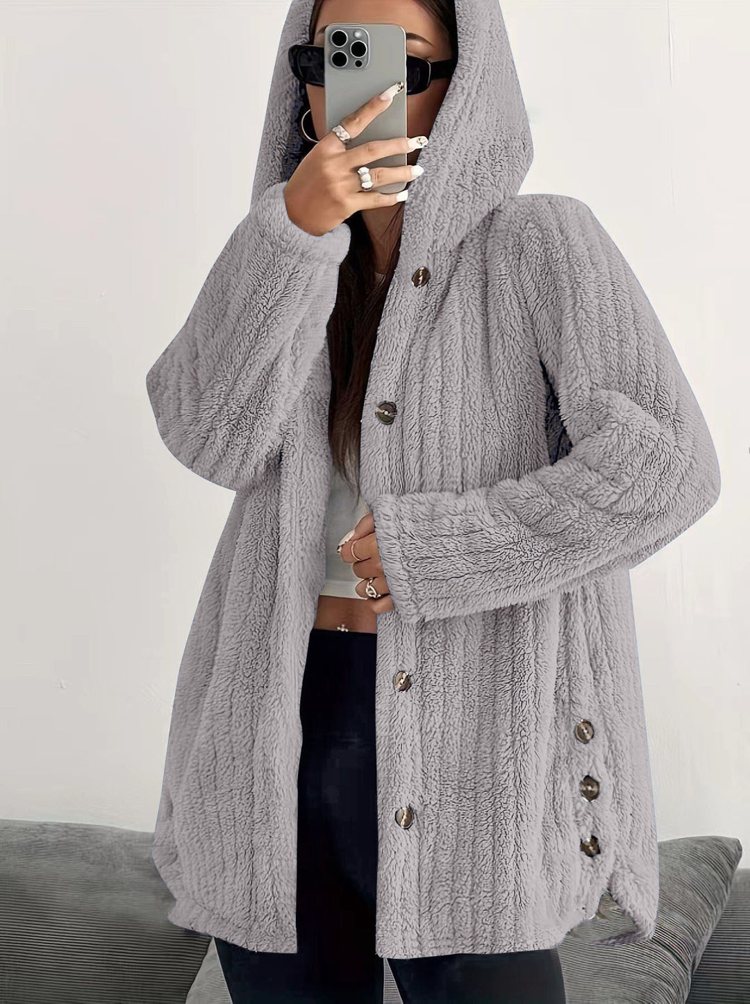Damen Kuschelige Kapuzenjacke mit Knopfdetails R&B