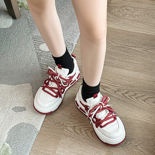 Damen Sportliche Sneakers mit dämpfenden Elementen und robuster Sohle R&B