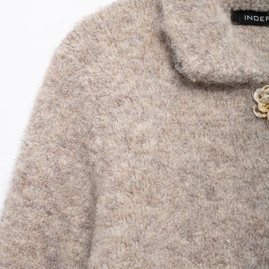 Damen elegante Wolljacke mit dekorativen Blütenknöpfen R&B