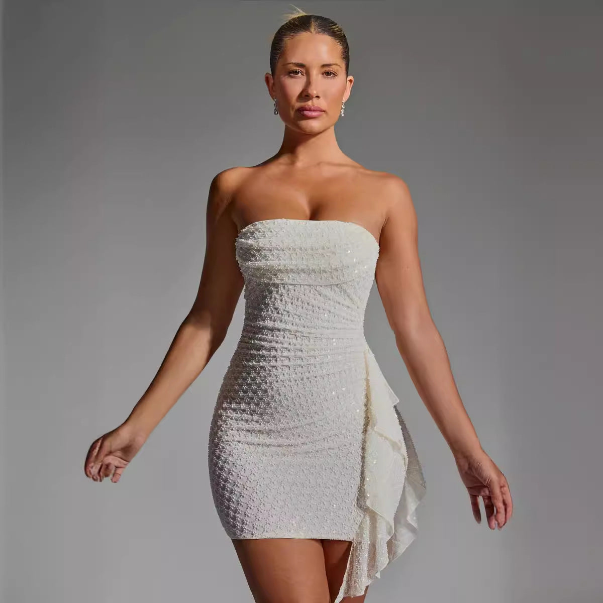 Damen Mini-Kleid mit raffinierten Rüschendetails und elastischer Struktur