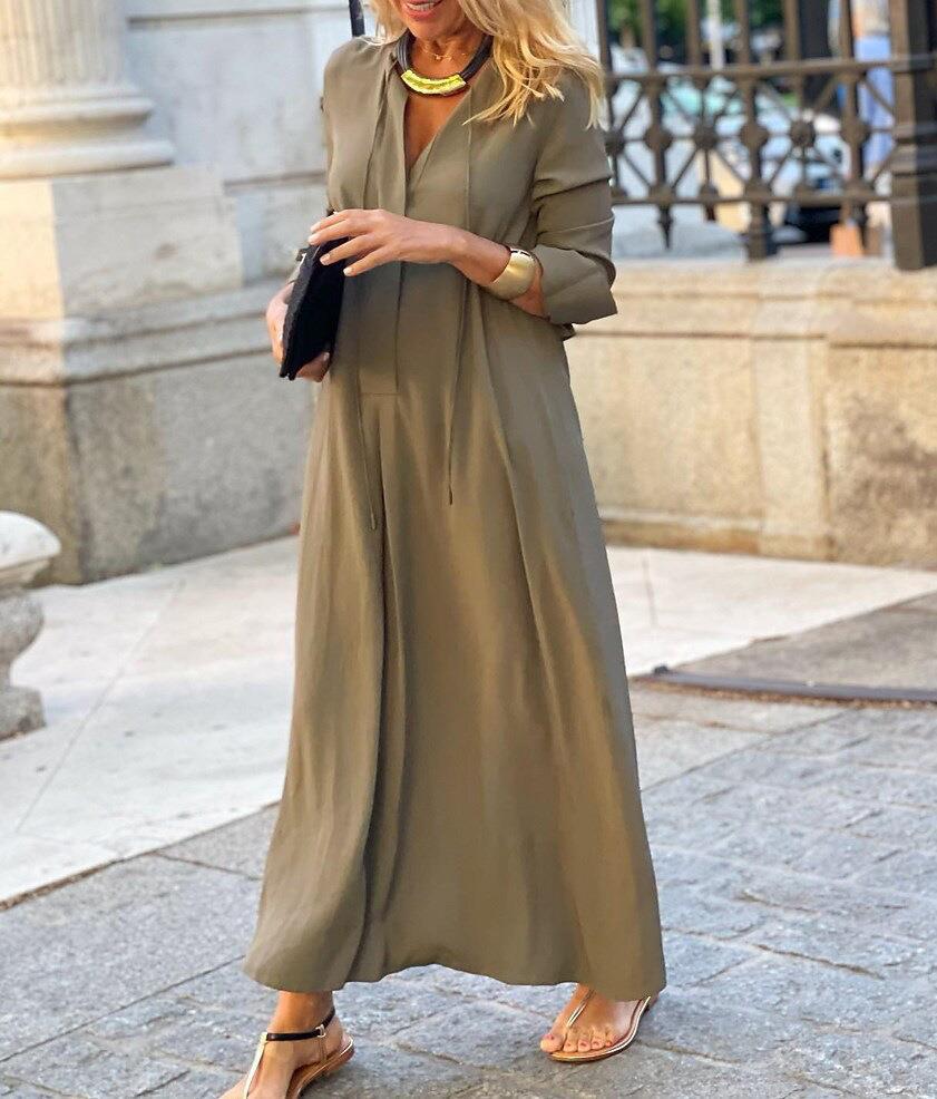 Damen Maxikleid mit elegantem Schnitt und praktischen Details