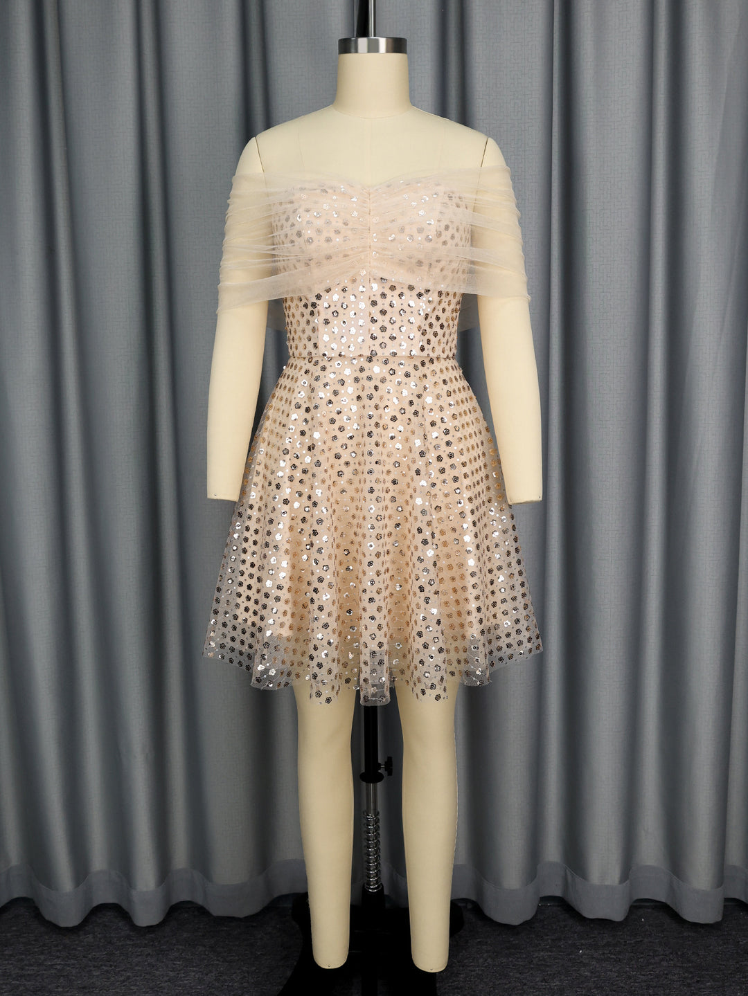 Damen glamouröses Tüllkleid mit funkelnden Pailletten R&B