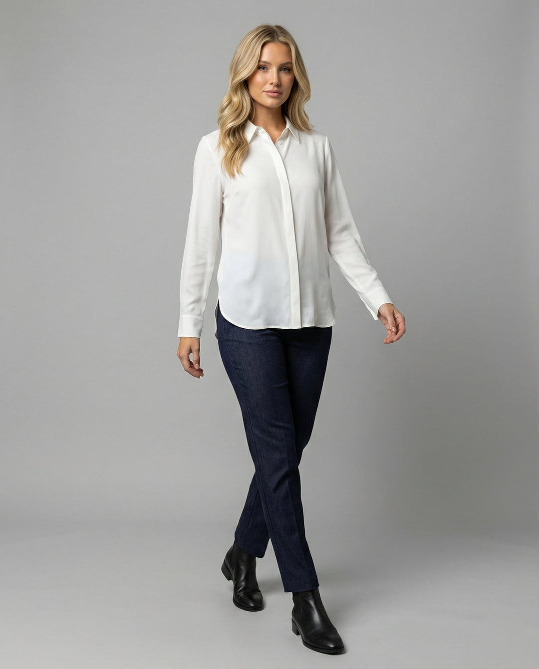Elegantes minimalistisches Damenhemd mit Polokragen aus weichem Baumwollmix