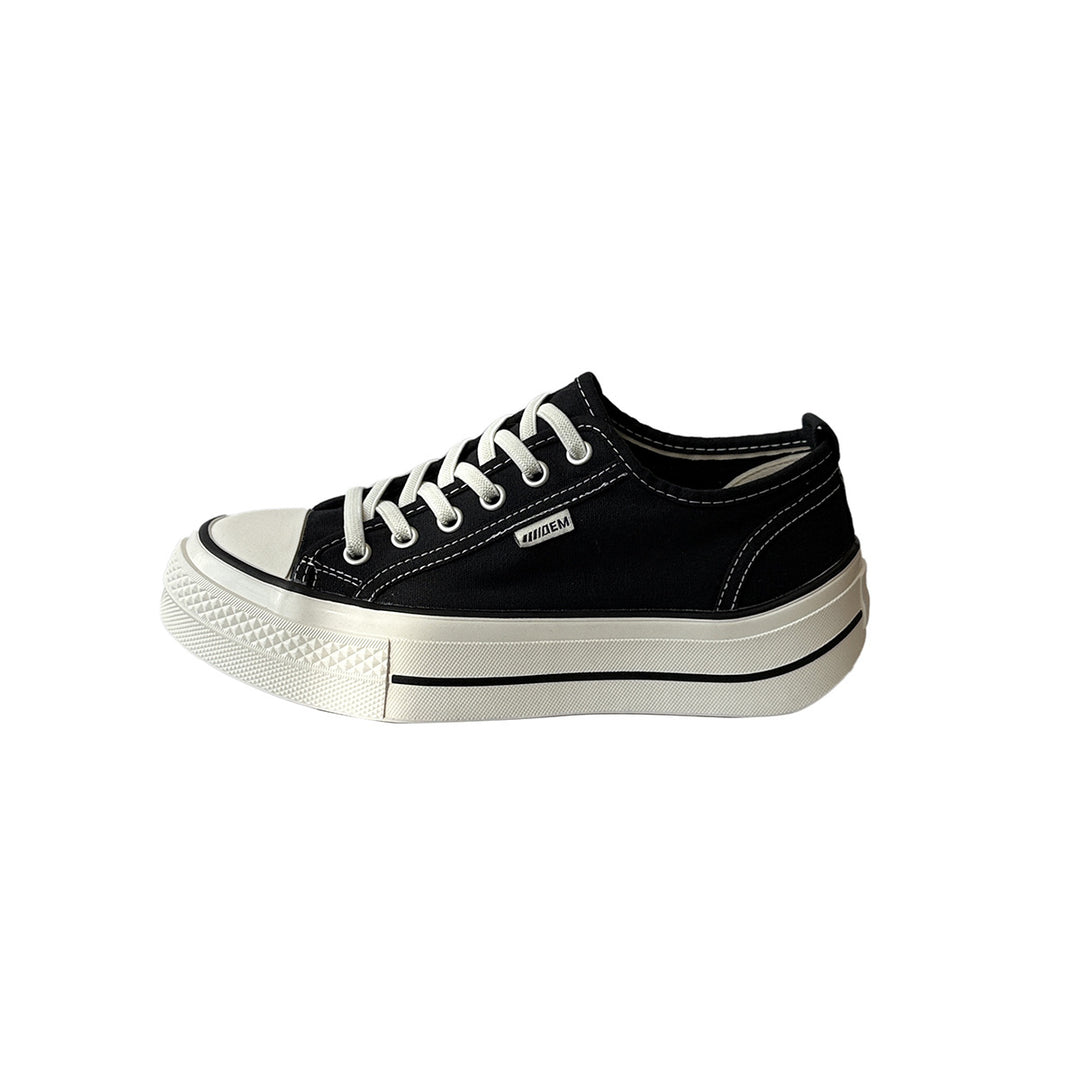 Damen Modische Sneakers im lässigen Stil mit auffälligen Schnürsenkeln R&B