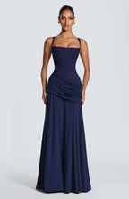 Damen Abendkleid mit elegantem, tailliertem Schnitt EB