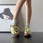 Damen modische Sneakers mit einzigartigem Design und atmungsaktiver Oberfläche R&B