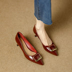 Damen elegante Pumps mit modischer Schnallenapplikation