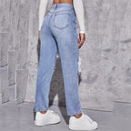 abgetragene gerade geschnittene Jeans