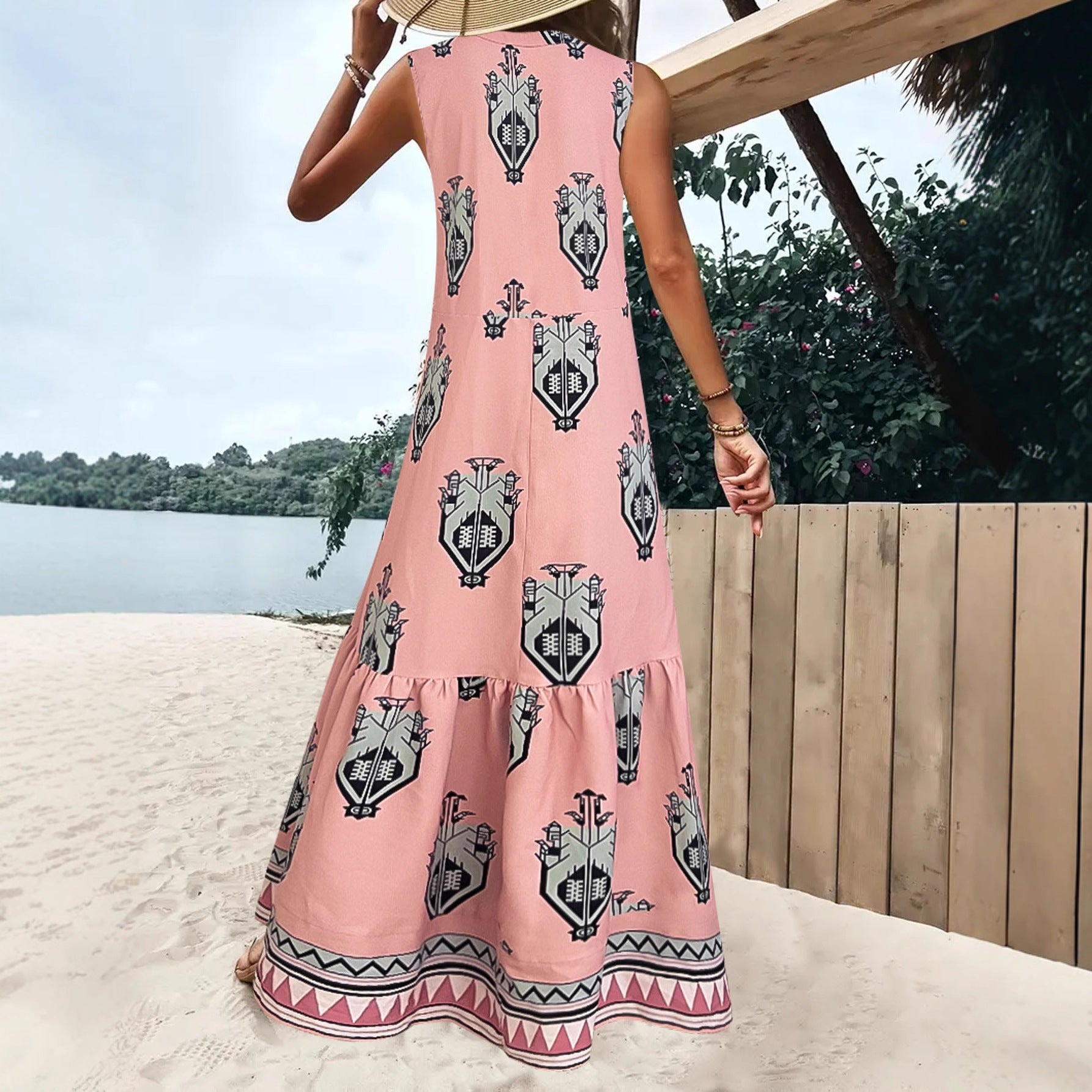 Damen Maxikleid mit elegantem floralem Muster und tiefem V-Ausschnitt R&B