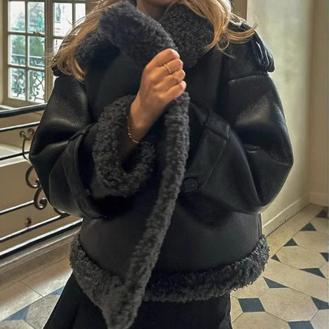 Damen Kunstfelljacke mit stylishen Details und oversized Schnitt R&B