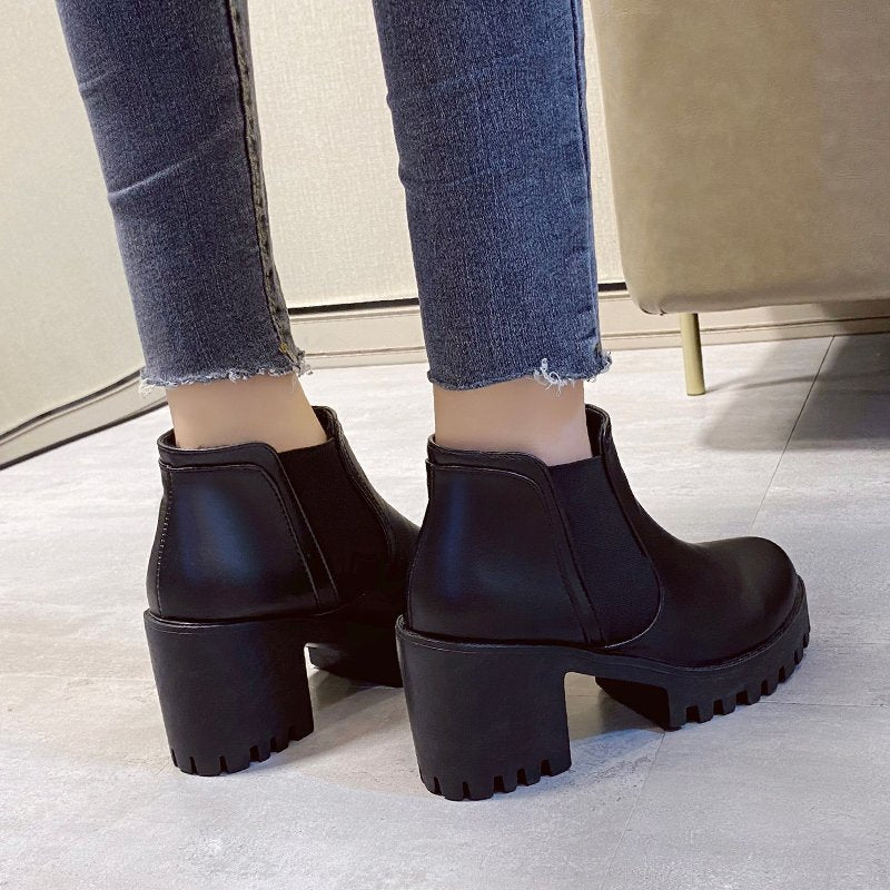 Damen Chunky Chelsea Boots mit robustem Profil und elastischen Einsätzen R&B