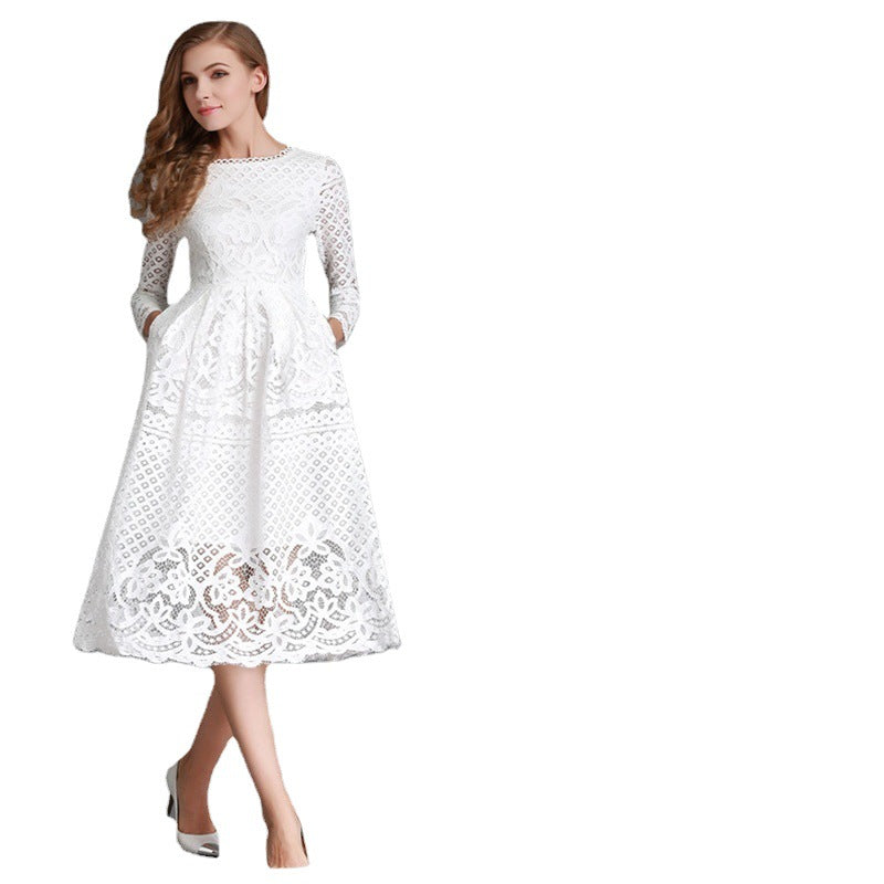 Damen Spitzen Midikleid mit langen Ärmeln und floralem Detail R&B