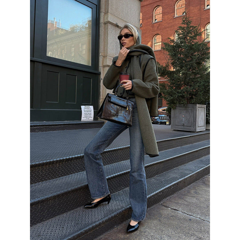 Damen Elegante cropped Jacke mit schickem Schal und raffinierten Taschen R&B