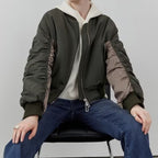 Damen modische Bomberjacke mit strukturiertem Design und praktischen Taschen R&B