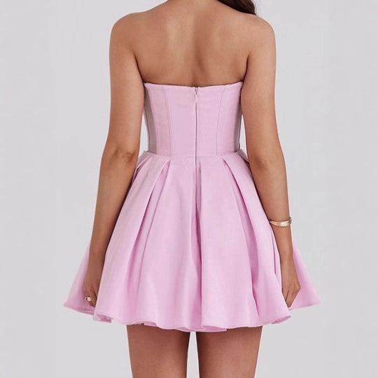 Damen Cocktailkleid mit herzförmigem Ausschnitt und schwingendem Rock R&B