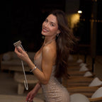 Damen Glitzerndes Mini-Kleid mit schulterfreiem Design und funkelnden Details R&B