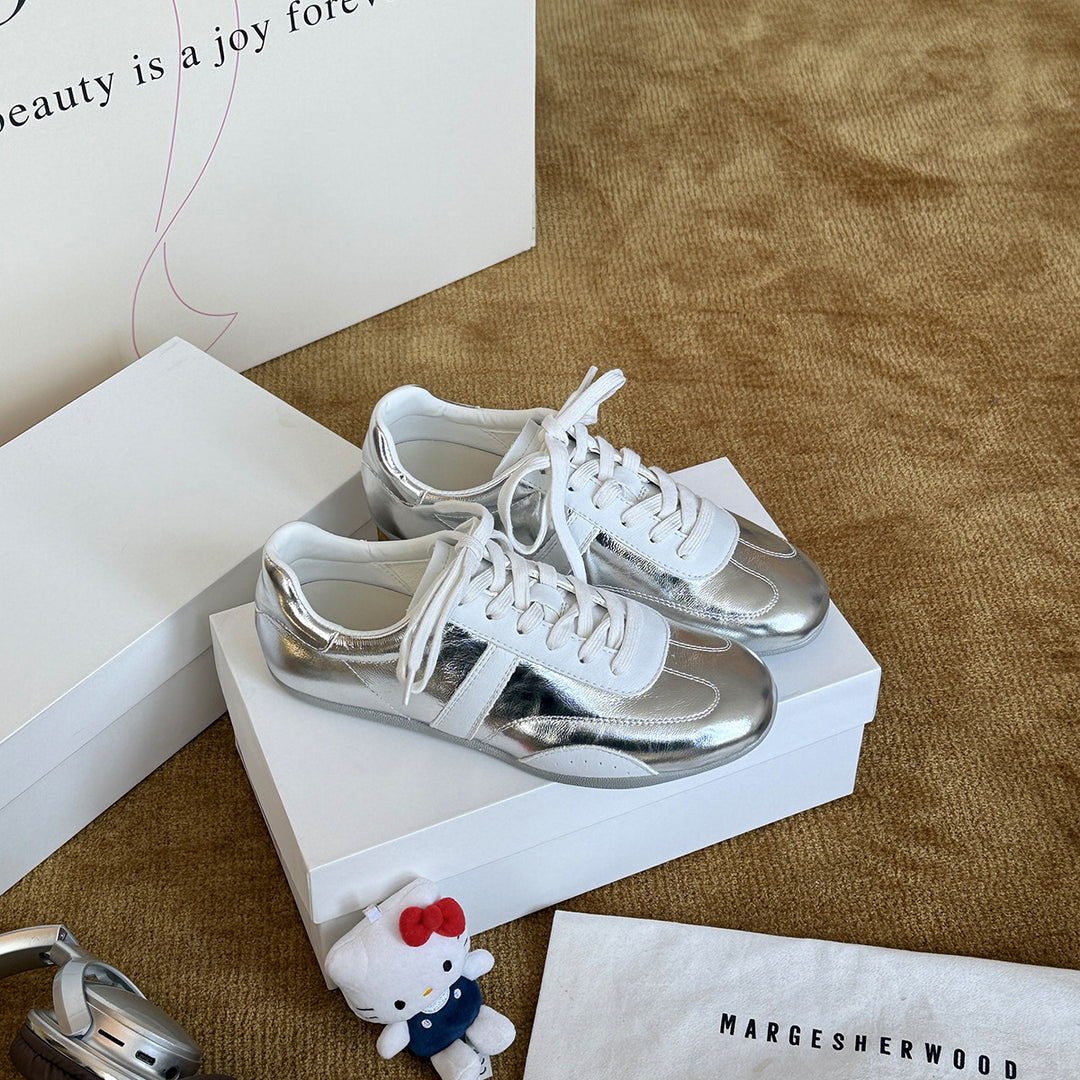 Damen Sportliche Leder-Sneaker mit Kontrastnähten und atmungsaktivem Innenfutter R&B