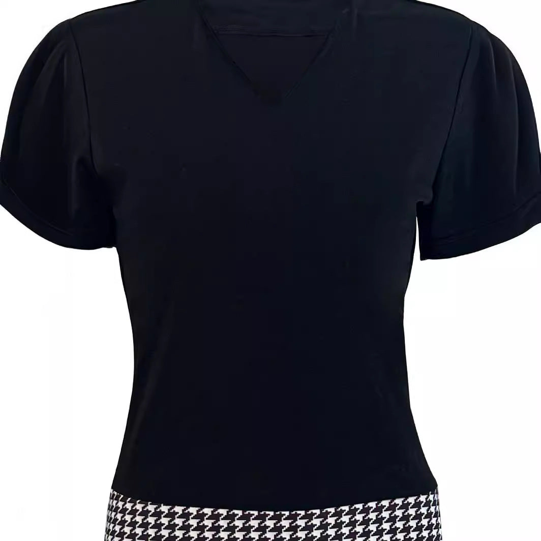 Damen Cocktailkleid mit elegantem V-Ausschnitt und grafischem Karomuster R&B