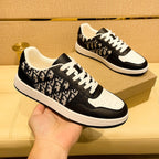Damen Modische Sneakers mit markantem Design und hochwertigen Materialien R&B