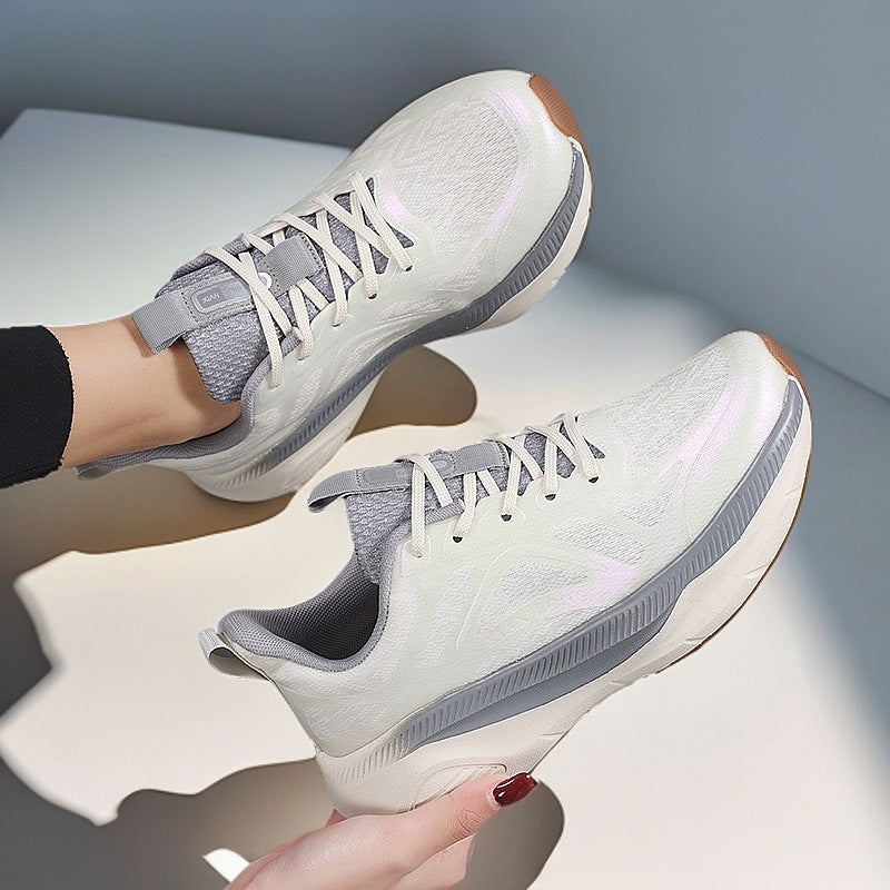 Damen Sportliche und atmungsaktive Laufschuhe mit innovativer Dämpfungstechnologie