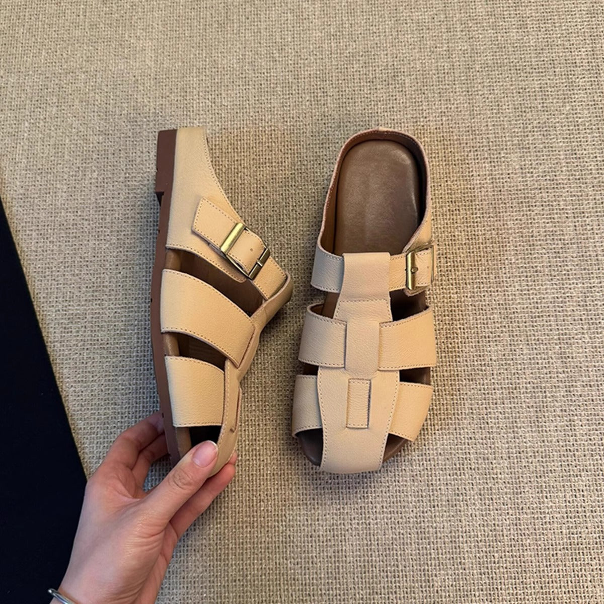 Damen Komfortable Sandalen mit modischen Riemendesign