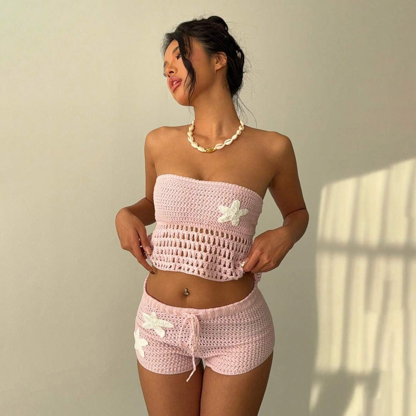 Damen gehäkeltes Strand-Set mit verstellbarem Oberteil und Shorts R&B