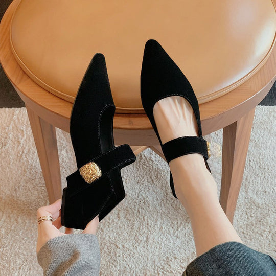 Damen Mary Jane Pumps mit elegantem Riemen und schickem Gold-Detail R&B