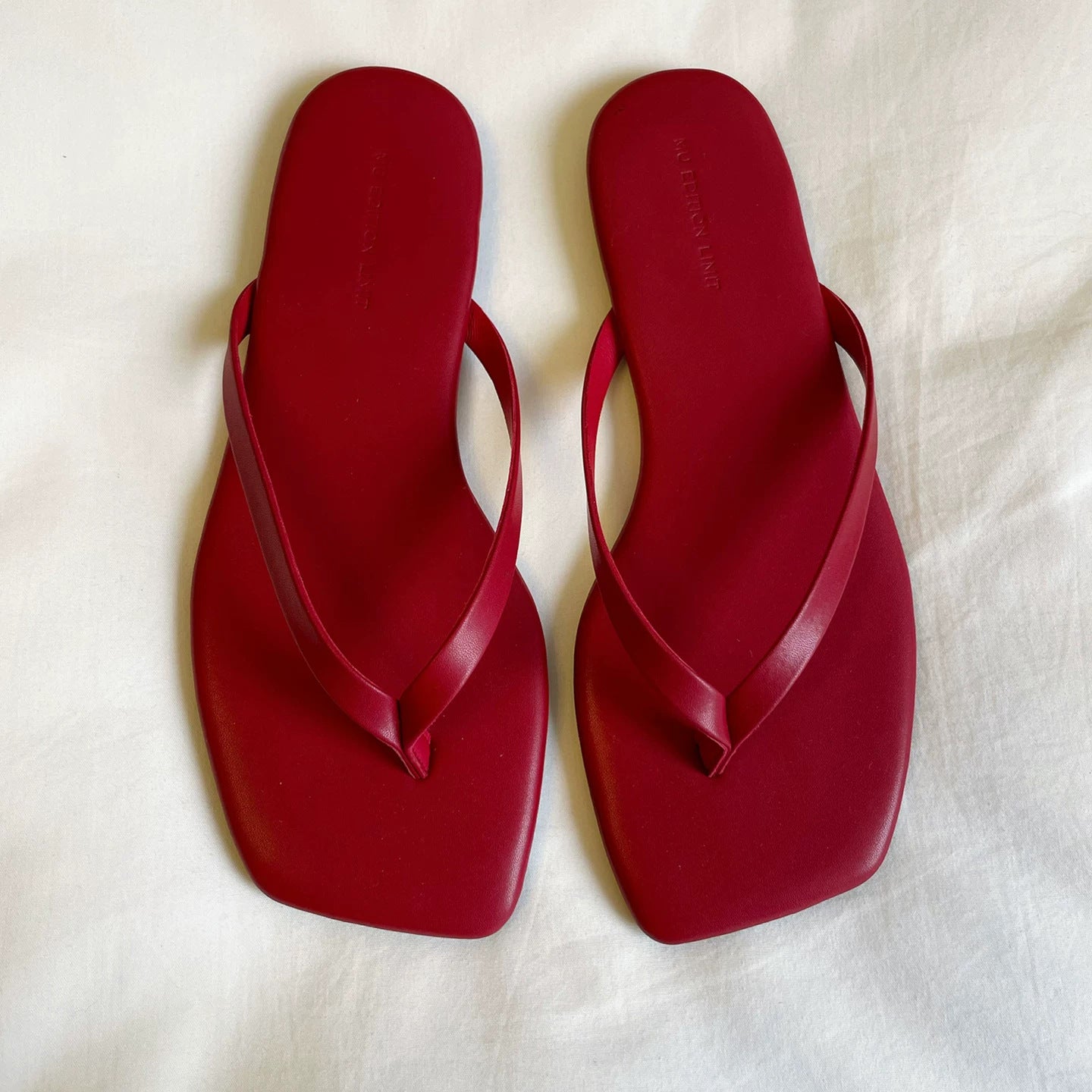 Damen Zehentrenner-Sandalen mit minimalistischer Silhouette und ergonomischem Fußbett R&B