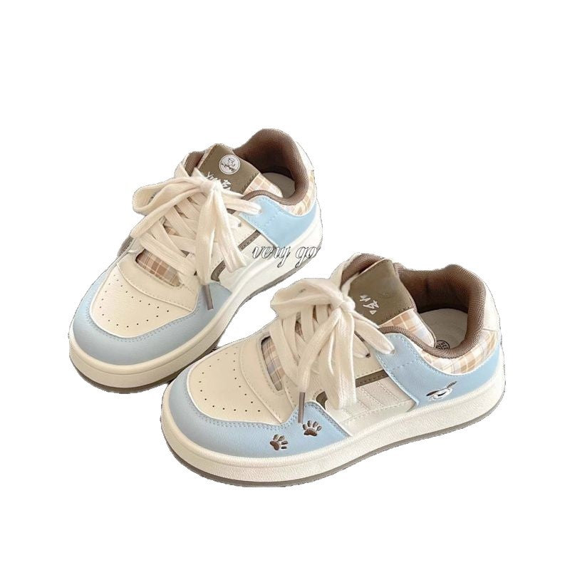 Damen Sportliche Sneakers mit verspieltem Karomuster und tierischen Akzenten