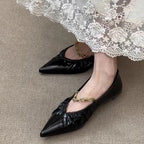 Damen elegante Ballerina-Schuhe mit luxuriösen Falten und Schmuckdetail
