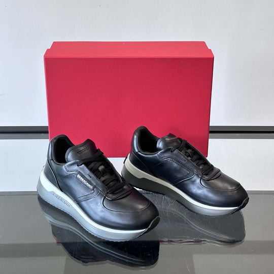 Damen Sportliche Sneakers mit hochdämpfendem Fußbett und robustem Obermaterial R&B