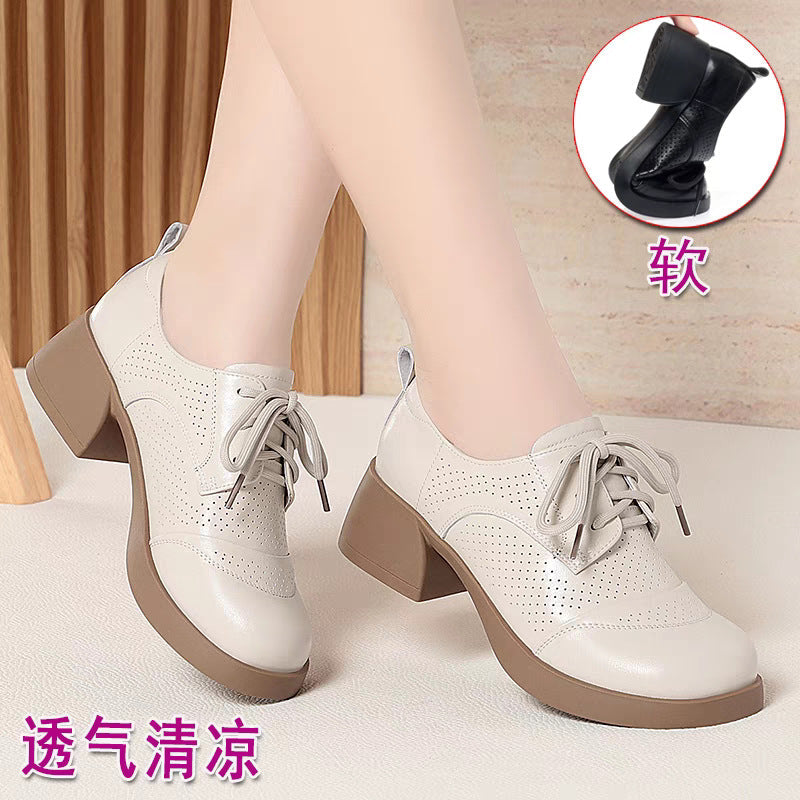 Damen Schnürschuhe mit perforiertem Obermaterial und blockigem Absatz