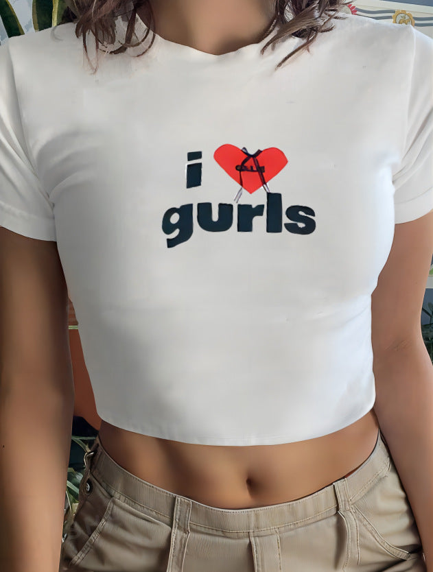 Damen Crop-T-Shirt mit animalistischem Lippenmotiv und auffälligem Schriftzug R&B