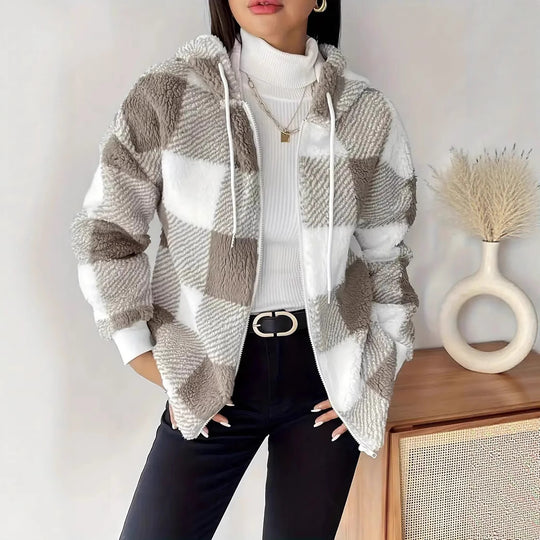 Damen Kuschelige Kapuzenjacke im Karodesign R&B