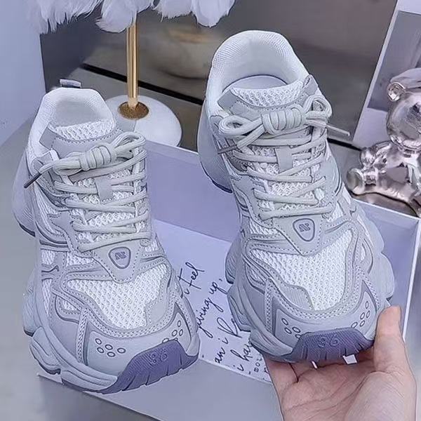 Damen Sportliche Freizeitschuhe mit atmungsaktiver Netzstruktur und gepolsterter Sohle R&B