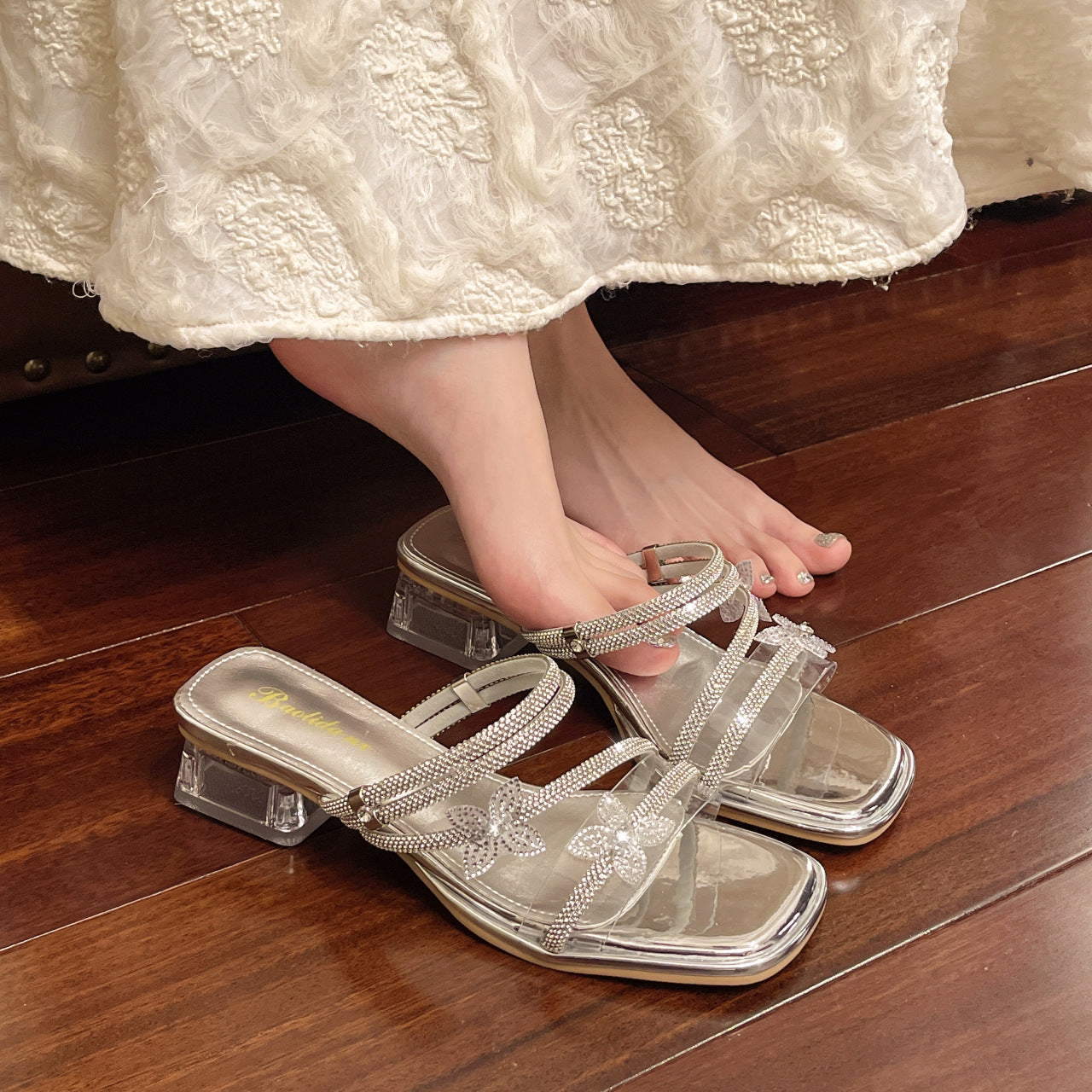 Damen elegante Sandalen mit funkelndem Strassbesatz und transparentem Blockabsatz EB