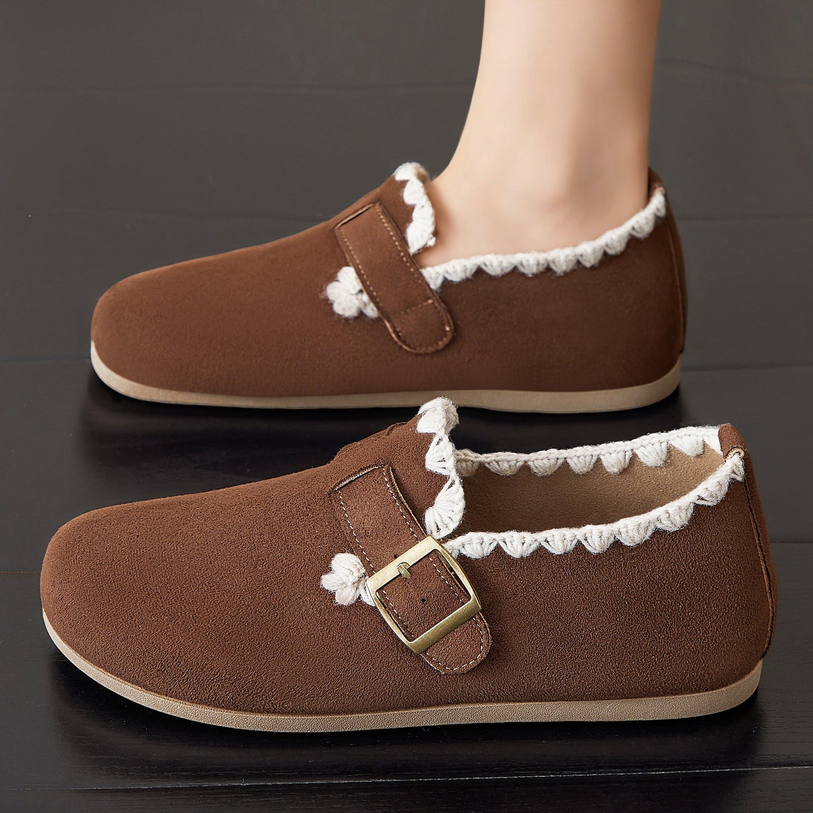 Damen Bequeme Hausschuhe mit dekorativem Riemen und weichem Innenfutter R&B