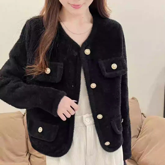 Damen Flauschiger Cardigan mit dekorativen Knopfdetails und praktischen Taschen R&B